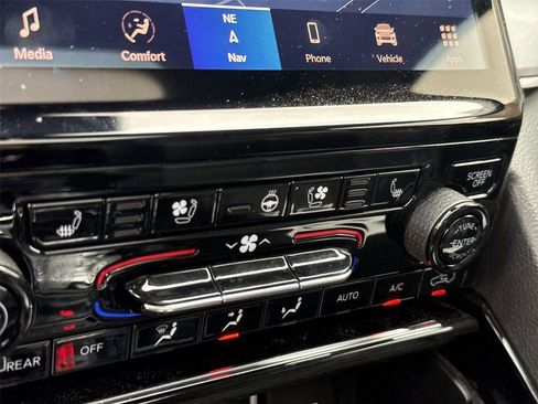 Used 2022 Jeep Grand Cherokee Limited 4xe w/ Luxury Tech Group II image 38