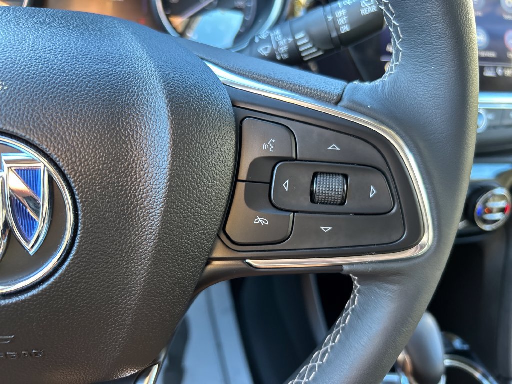 Used 2023 Buick Encore GX Select w/ Sport Touring Package FWD image 23