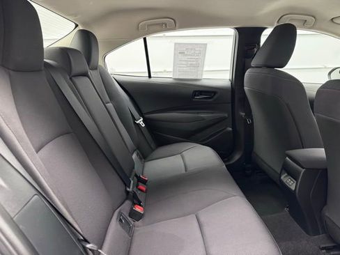 Used 2024 Toyota Corolla LE image 23