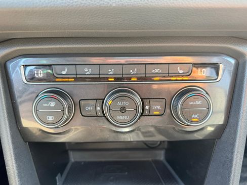 Used 2021 Volkswagen Tiguan SE R-Line image 38