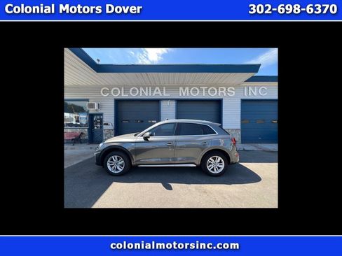 Used 2022 Audi Q5 2.0T Premium w/ Convenience Package AWD/4WD image 1