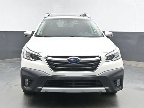 Used 2020 Subaru Outback Touring XT AWD/4WD image 3