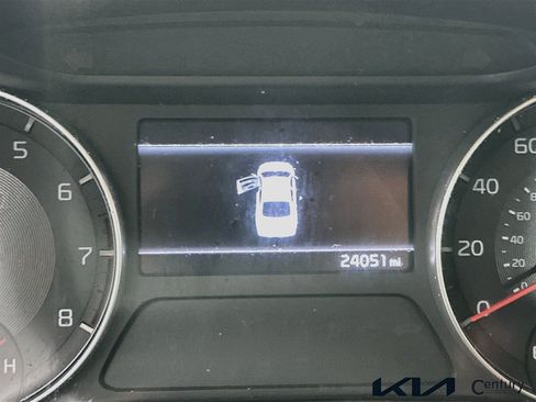 Used 2023 Kia Forte LXS w/ LXS Technology Package FWD image 12