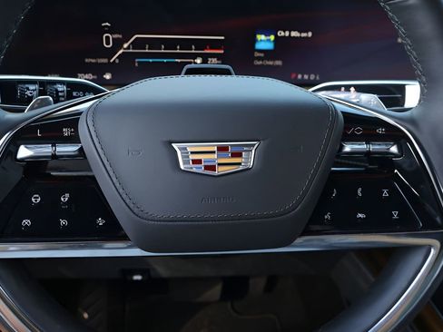 Certified 2025 Cadillac Escalade Sport Platinum image 24