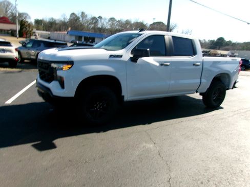New 2026 Chevrolet Silverado 1500 Custom Trail Boss w/ Dark Appearance Package image 8