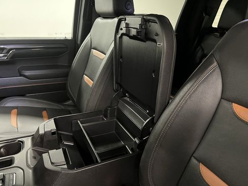 Used 2023 GMC Sierra 1500 AT4 w/ Technology Package image 45