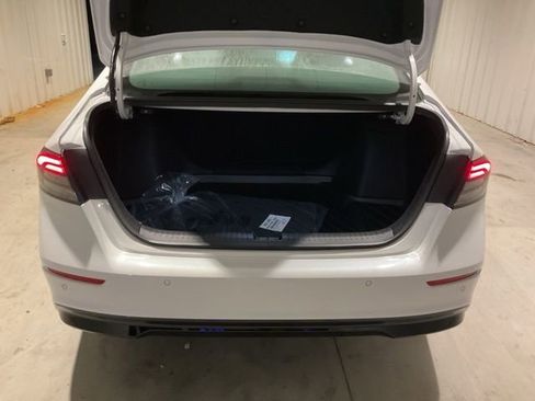 New 2025 Honda Accord EX-L image 17