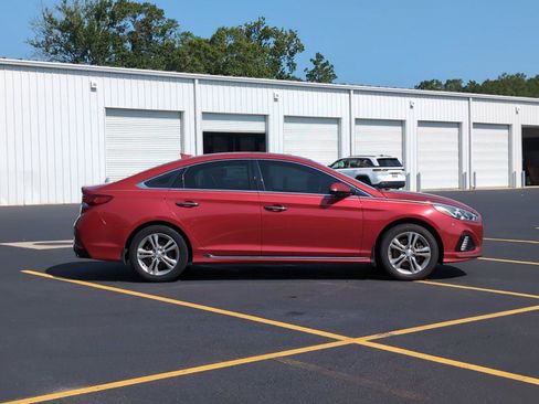 Used 2019 Hyundai Sonata Sport w/ Tech Package 03 FWD image 8