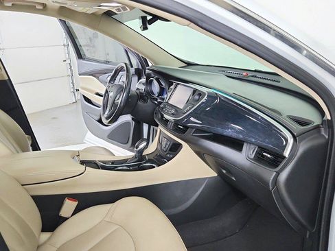 Used 2017 Buick Envision Essence w/ LPO, Hit The Road Package AWD/4WD image 28