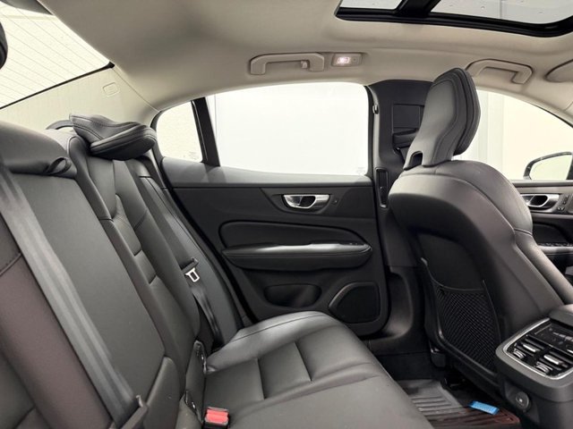 Used 2024 Volvo S60 B5 Ultimate w/ Climate Package AWD/4WD image 8