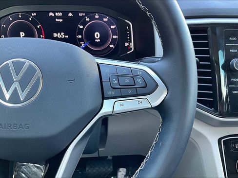 Used 2022 Volkswagen Atlas SEL image 24