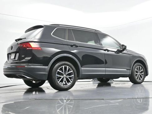 Used 2020 Volkswagen Tiguan SE w/ Panoramic Sunroof Package FWD image 50
