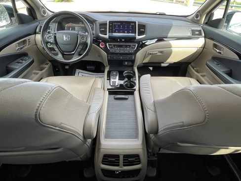 Used 2016 Honda Pilot Touring image 28