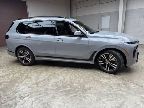 New 2026 BMW X7 xDrive40i w/ Executive Package image 6