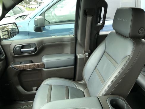 Used 2022 GMC Sierra 1500 Denali w/ Denali Reserve Package image 23