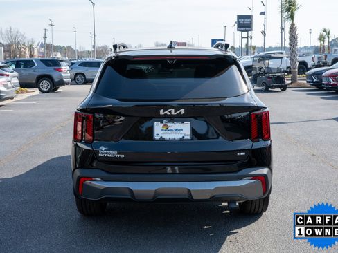 Used 2024 Kia Sorento SX Prestige w/ Olive Brown Leather Package image 4