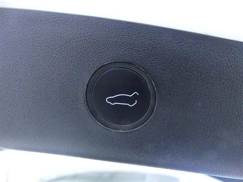 Used 2023 Tesla Model 3 Standard Range RWD image 29