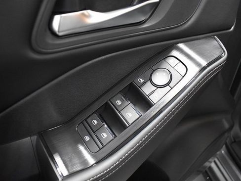 New 2026 Nissan Rogue SV image 15