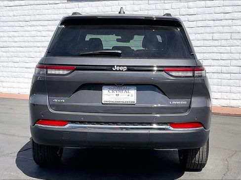 New 2026 Jeep Grand Cherokee Laredo image 3