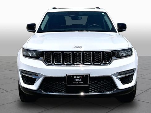 Used 2024 Jeep Grand Cherokee Limited w/ Luxury Tech Group II RWD image 4