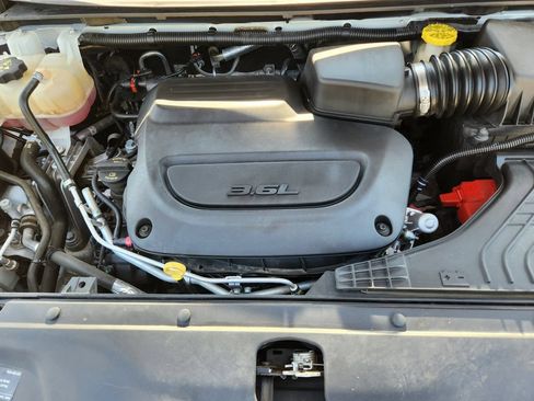 Used 2021 Chrysler Pacifica Pinnacle AWD/4WD image 32