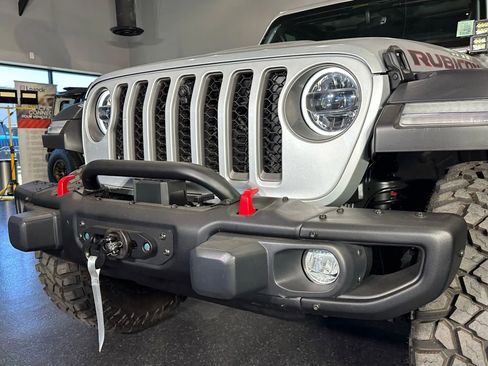 Used 2023 Jeep Wrangler Unlimited Rubicon w/ Steel Bumper Group image 5