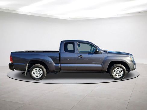 Used 2014 Toyota Tacoma 2WD Access Cab w/ Convenience Package image 8