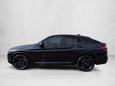 Used 2023 BMW X4 M40i w/ Premium Package image 9