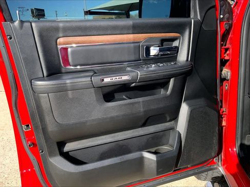 Used 2017 RAM 1500 Laramie image 20