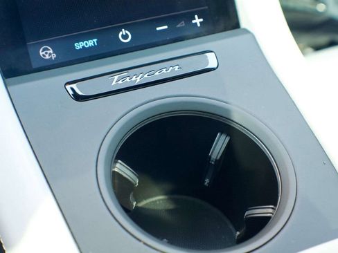 Used 2024 Porsche Taycan 4S image 28