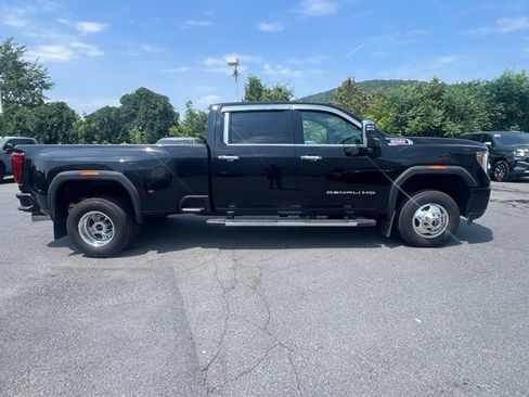Used 2021 GMC Sierra 3500 Denali w/ Denali Ultimate Package AWD/4WD image 7