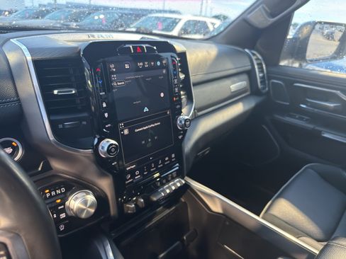 Used 2023 RAM 1500 Laramie AWD/4WD image 22