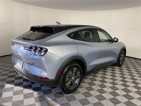 Used 2022 Ford Mustang Mach-E Select image 9