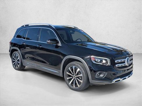 Certified 2022 Mercedes-Benz GLB 250 image 3