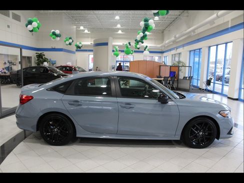 Certified 2023 Honda Civic Sport image 4