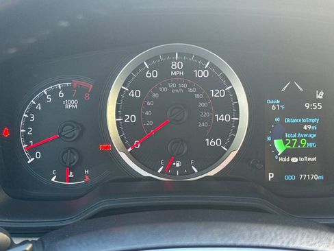 Used 2020 Toyota Corolla SE image 25