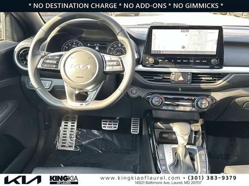 Used 2023 Kia Forte GT-Line w/ GT-Line Premium Package image 2