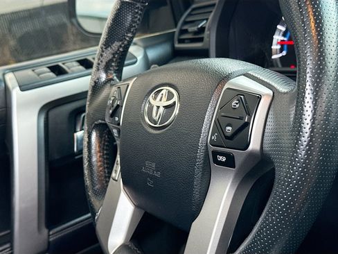 Used 2017 Toyota 4Runner Limited image 34