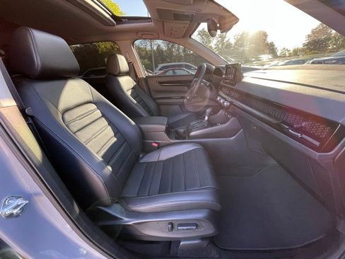 Used 2025 Honda CR-V EX-L image 33