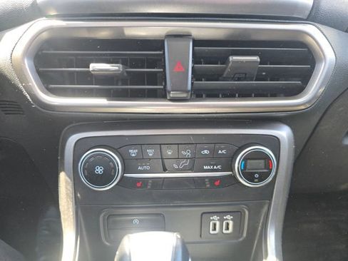 Used 2022 Ford EcoSport SE w/ SE Convenience Package AWD/4WD image 18