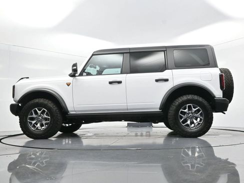 Used 2025 Ford Bronco Badlands AWD/4WD image 48