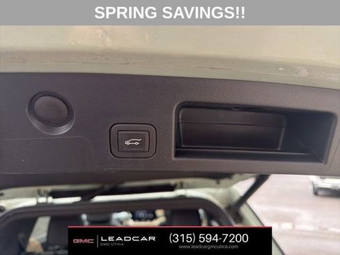 Used 2025 Chevrolet Equinox ACTIV w/ Safety and Technology Package image 16