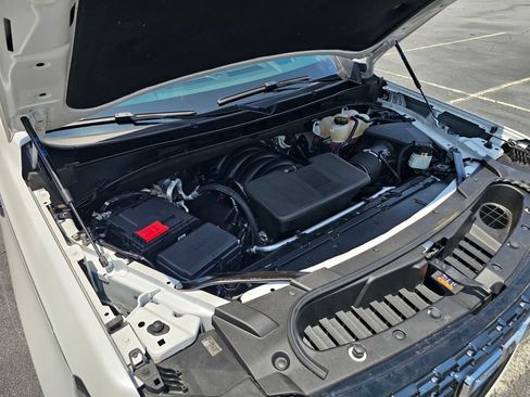 Used 2023 GMC Yukon Denali Ultimate AWD/4WD image 27