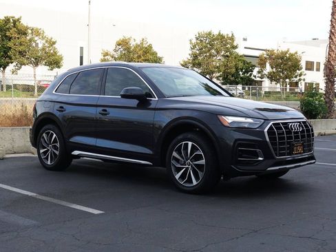 Used 2021 Audi Q5 2.0T Premium w/ Convenience Package AWD/4WD image 20
