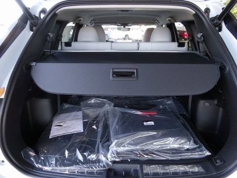 New 2025 Mitsubishi Outlander SE image 10