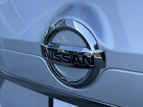 Used 2016 Nissan Rogue S image 8