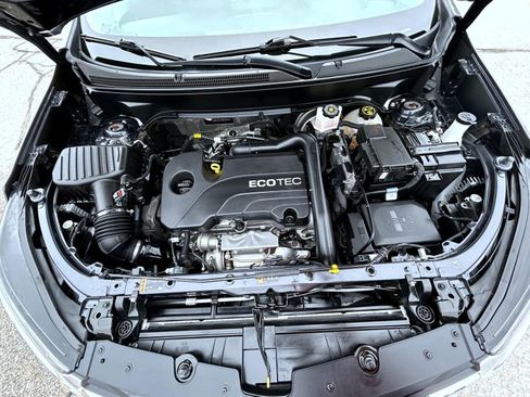 Used 2022 Chevrolet Equinox LT image 24