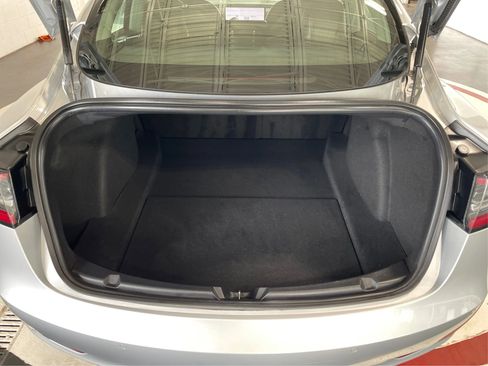 Used 2018 Tesla Model 3 Long Range image 12