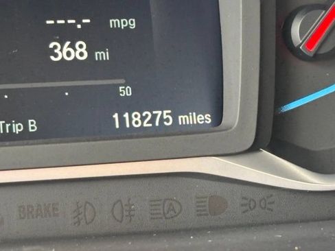 Used 2019 Honda Pilot Touring image 16