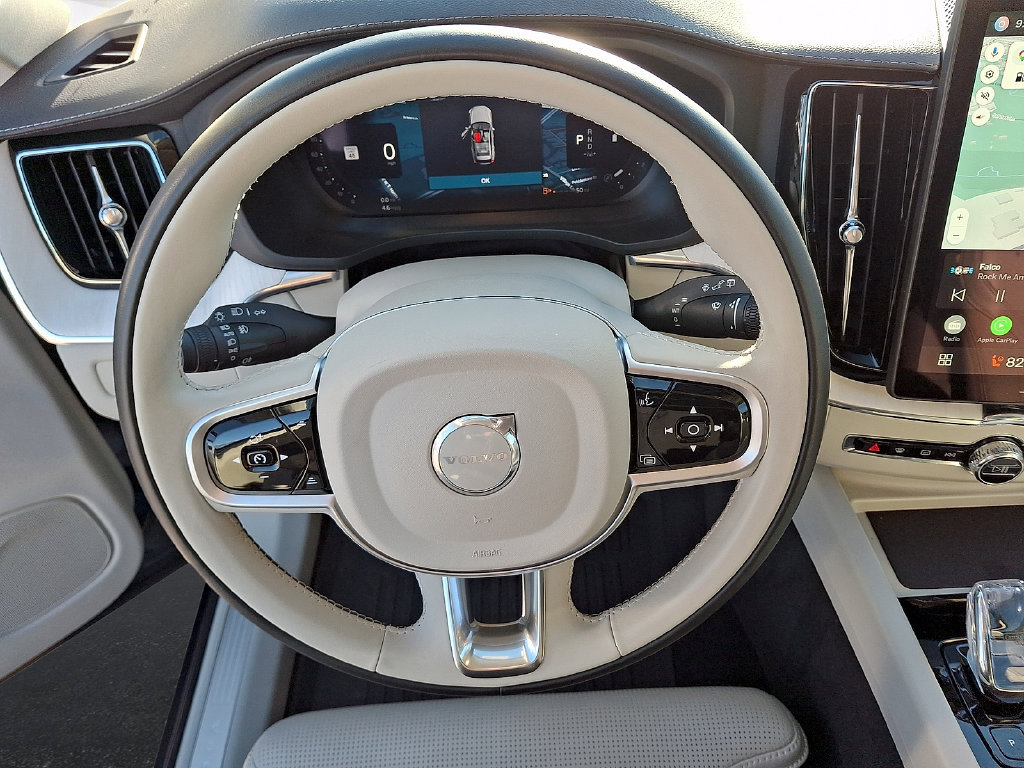 Certified 2026 Volvo XC60 B5 Ultra AWD/4WD image 22